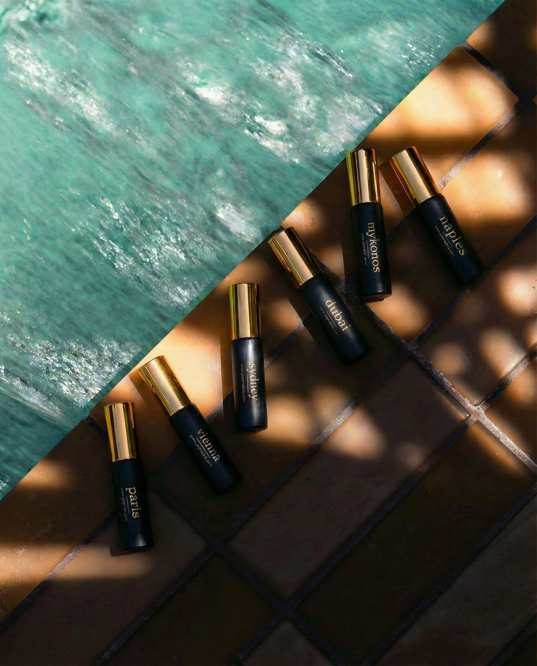 Luxury mini fragrance spray set by JoeJo + Nebria