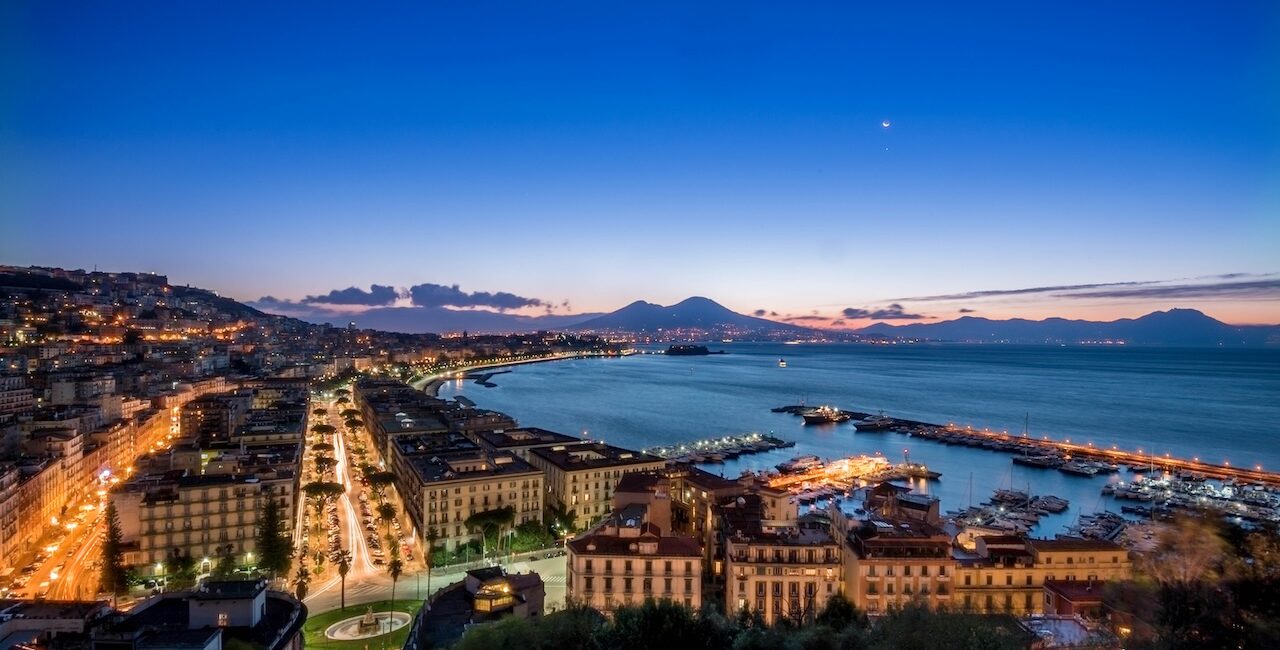 Naples luxury fragrance – Bay of Naples waterfront with Mount Vesuvius at dusk – JoeJo+Nebria
